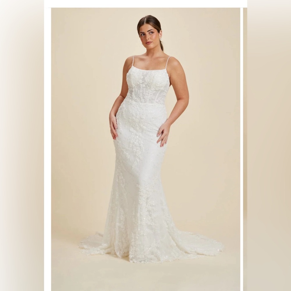 Luxe Privee Elise Gown (Equivalent to a misses 14 in standard clothing)